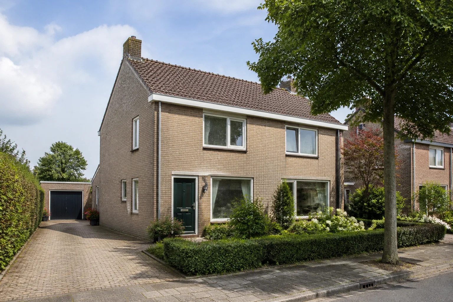 Representatieve woning in Riethoven met tuin en dorpskarakter